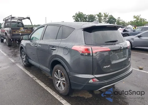 2018 Toyota Rav4 Xle from USA, damaged, VIN 2T3RFREV9JW814479